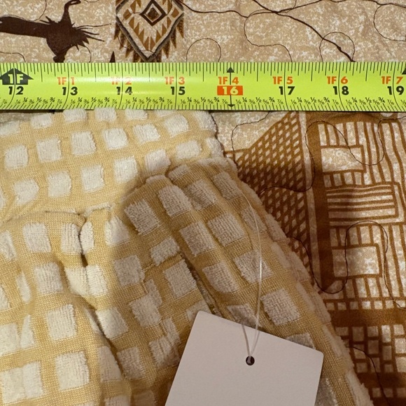 Fleece Factory men's shorts raised grid-like or waffle texture size L NWT - Picture 11 of 11